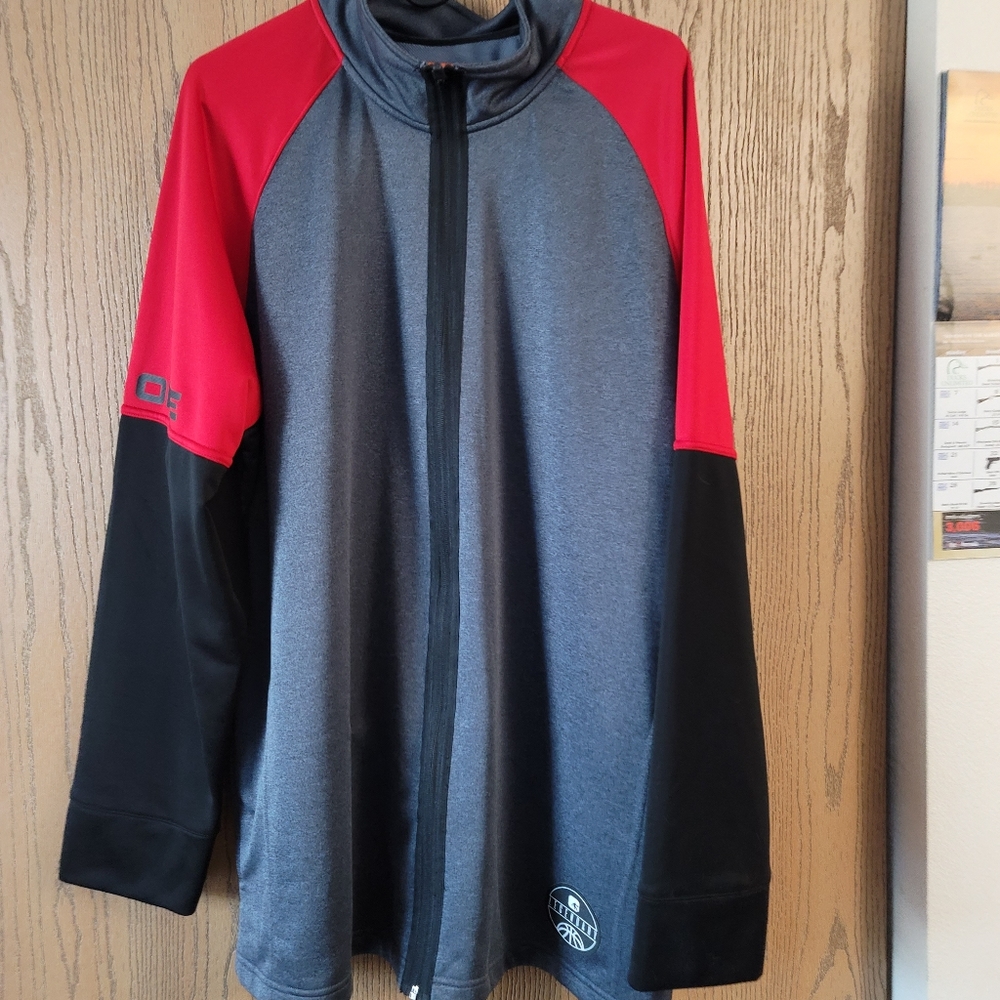 And1 zip up